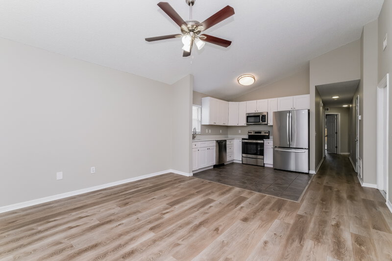 2,055/Mo, 6123 Sand Key Ln Wesley Chapel, FL 33545 Living Room View 3