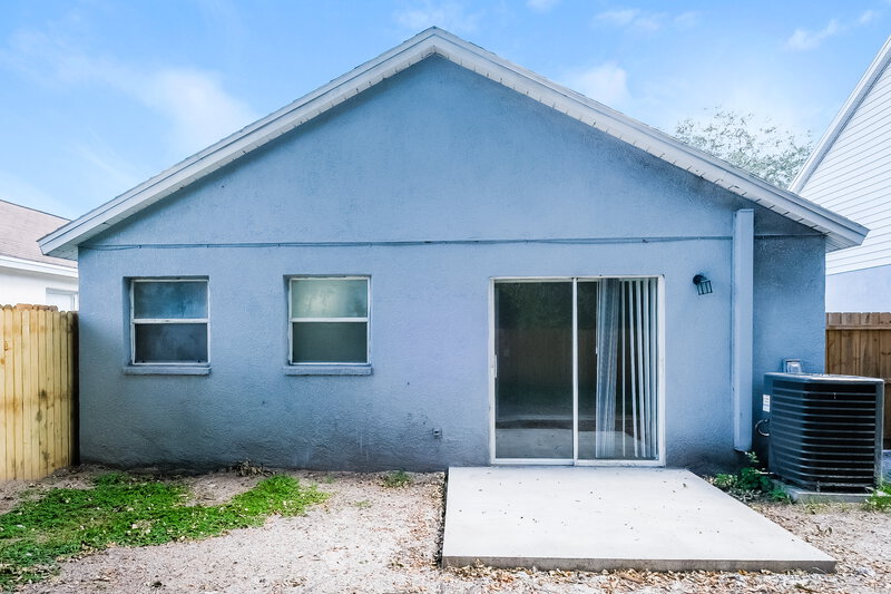 2,055/Mo, 6123 Sand Key Ln Wesley Chapel, FL 33545 Rear View