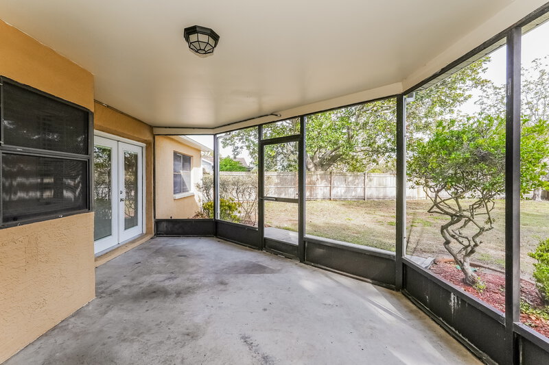 2,080/Mo, 7206 Orchid Lake Rd New Port Richey, FL 34653 Sun Room View