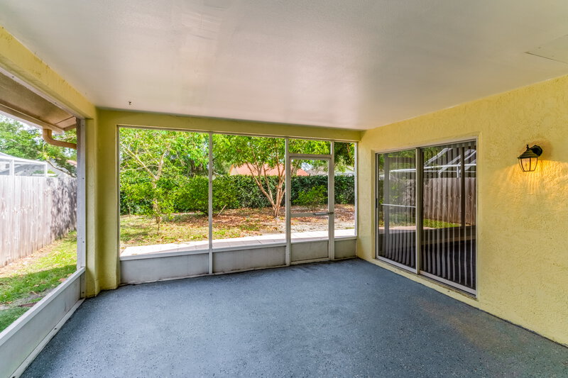 2,390/Mo, 1605 Scotch Pine Dr Brandon, FL 33511 Sun Room View