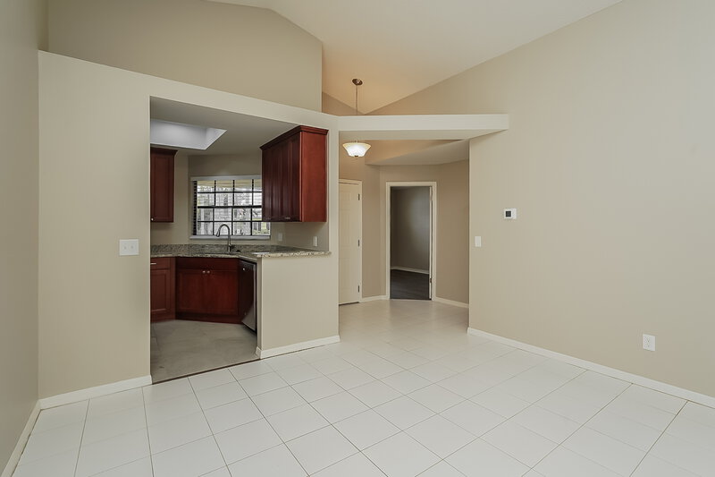 2,430/Mo, 5312 Southwick Dr Tampa, FL 33624 Living Room View
