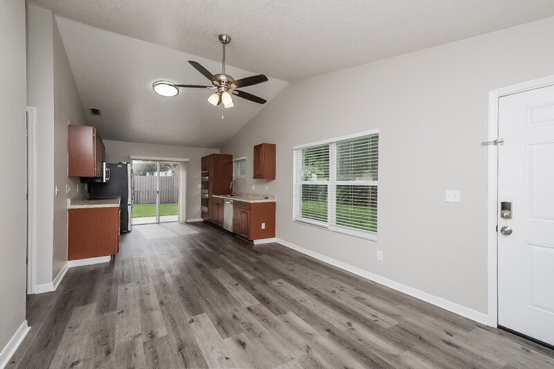 1,920/Mo, 4417 Venice Dr Land O Lakes, FL 34639 Living Room View