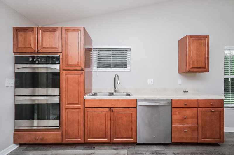 1,920/Mo, 4417 Venice Dr Land O Lakes, FL 34639 Kitchen View 3