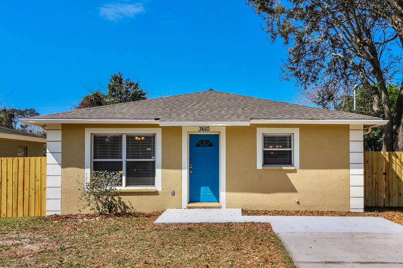2,040/Mo, 3610 N 56th St Tampa, FL 33619 External View