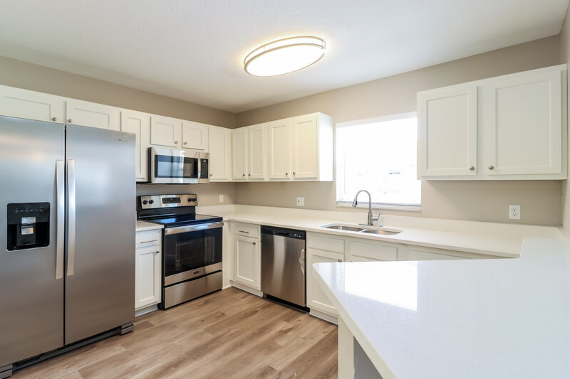 2,040/Mo, 3610 N 56th St Tampa, FL 33619 Misc View 5