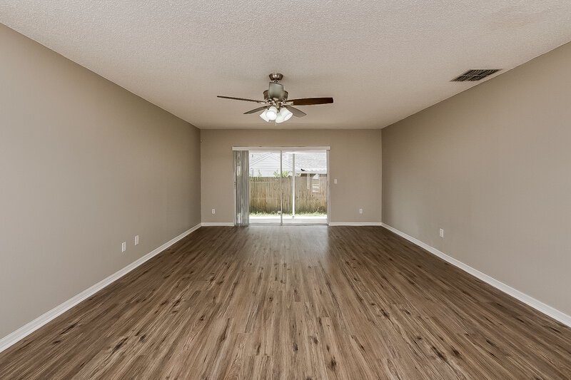 1,765/Mo, 8420 Duval Dr Port Richey, FL 34668 Living Room View
