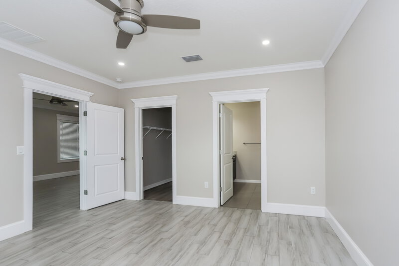 1,970/Mo, 10236 Mangrove Well Rd Sun City Center, FL 33573 Main Bedroom View