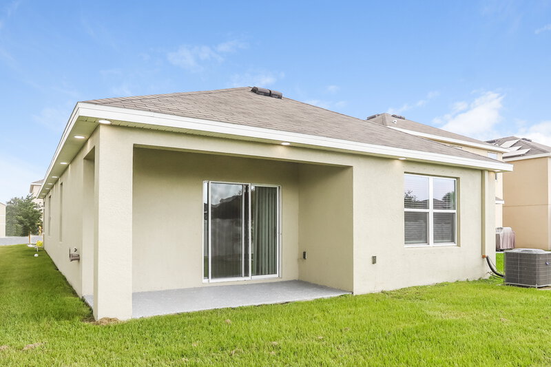 1,970/Mo, 10236 Mangrove Well Rd Sun City Center, FL 33573 Rear View