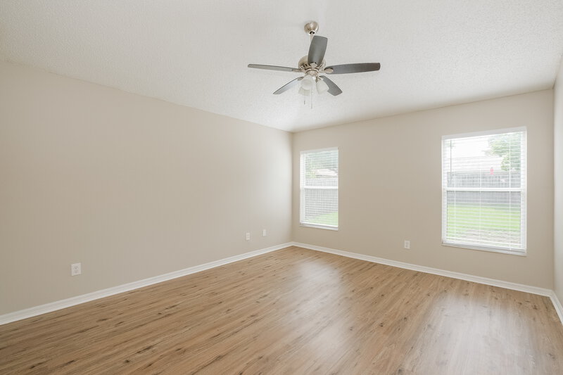 2,970/Mo, 5616 Brookdale Way Tampa, FL 33625 Main Bedroom View