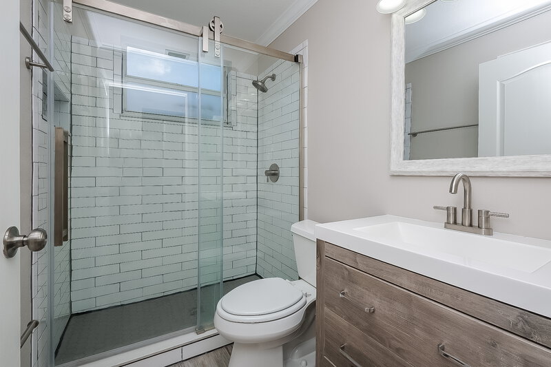 2,310/Mo, 4624 Tucson Ct Valrico, FL 33594 Bathroom View