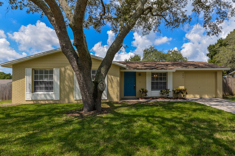 3,540/Mo, 904 Briarcliff Dr Valrico, FL 33594 External View