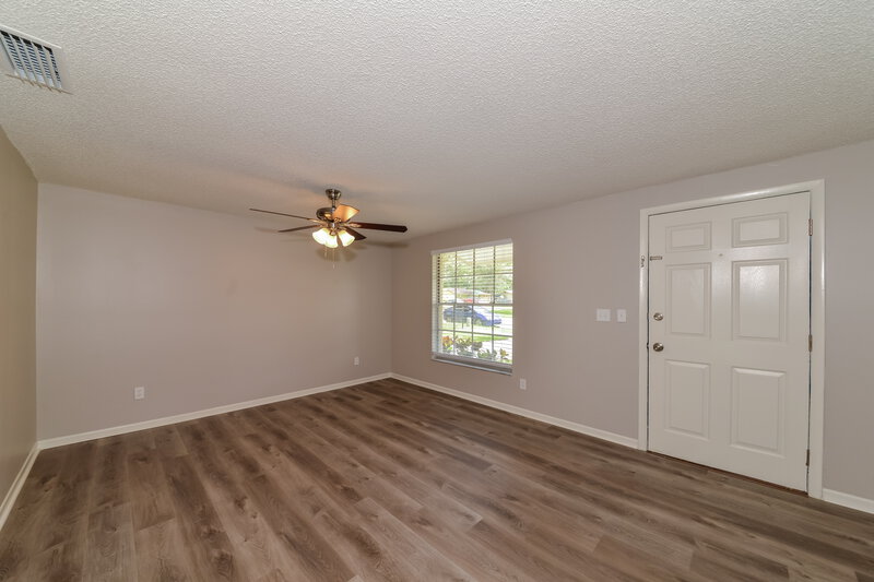 3,540/Mo, 904 Briarcliff Dr Valrico, FL 33594 Living Room View