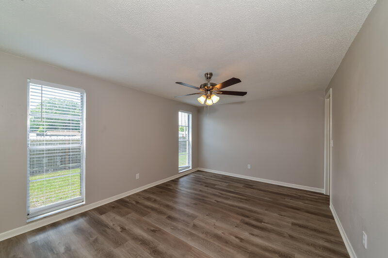 3,540/Mo, 904 Briarcliff Dr Valrico, FL 33594 Main Bedroom View