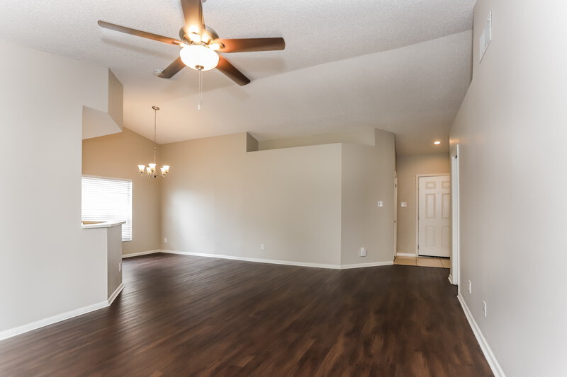 2,205/Mo, 24904 Silversmith Dr Lutz, FL 33559 Dining Room View