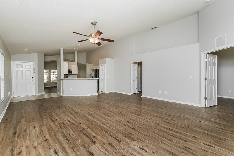 2,190/Mo, 12721 Bramfield Riverview, FL 33579 Kitchen View 3