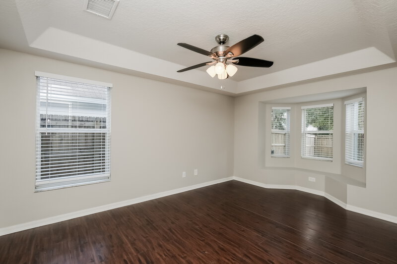 2,365/Mo, 2541 E 150th Ave Lutz, FL 33559 Main Bedroom View 2