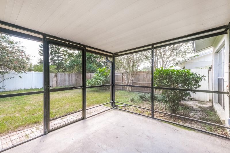 2,340/Mo, 1715 Cinnabar Ct Brandon, FL 33510 Screen Porch View