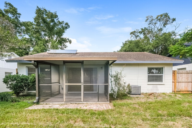 2,340/Mo, 1715 Cinnabar Ct Brandon, FL 33510 Rear View
