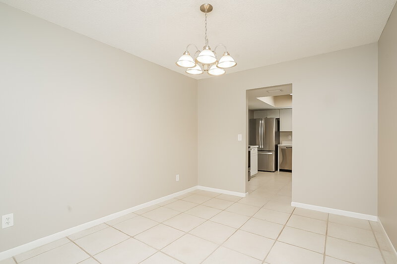 2,540/Mo, 16418 Bonneville Dr Tampa, FL 33624 Dining Room View