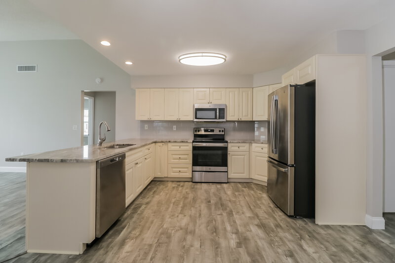 2,355/Mo, 8110 Tarsier Ave New Port Richey, FL 34653 Kitchen View