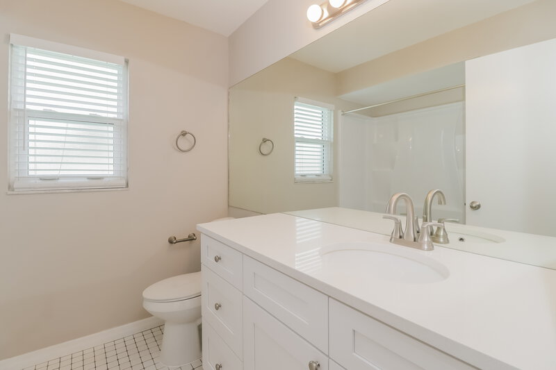2,355/Mo, 8110 Tarsier Ave New Port Richey, FL 34653 Bathroom View