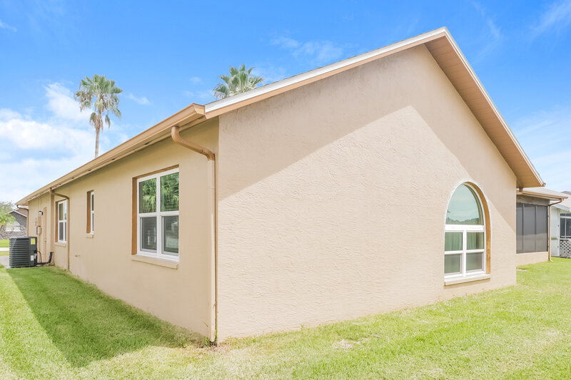 2,355/Mo, 8110 Tarsier Ave New Port Richey, FL 34653 Rear View 2