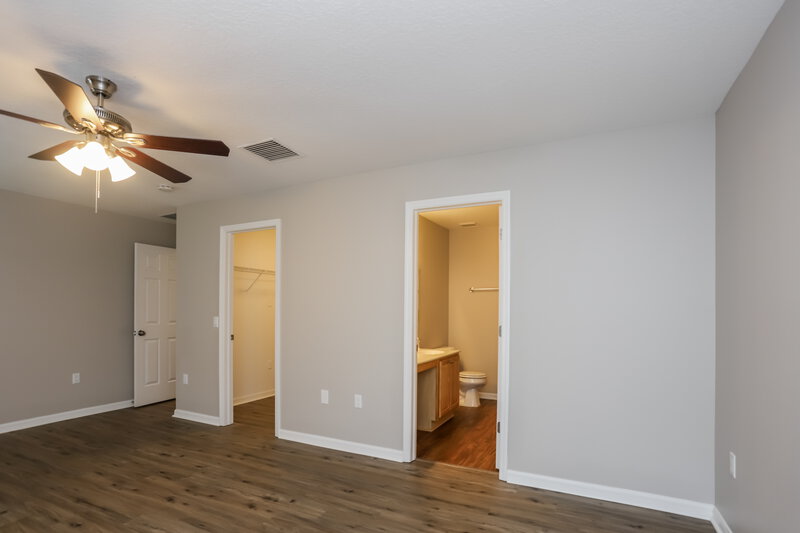 3,870/Mo, 13511 Blue Sunfish Ct Riverview, FL 33569 Main Bedroom View