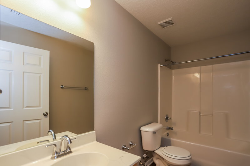 3,870/Mo, 13511 Blue Sunfish Ct Riverview, FL 33569 Bathroom View
