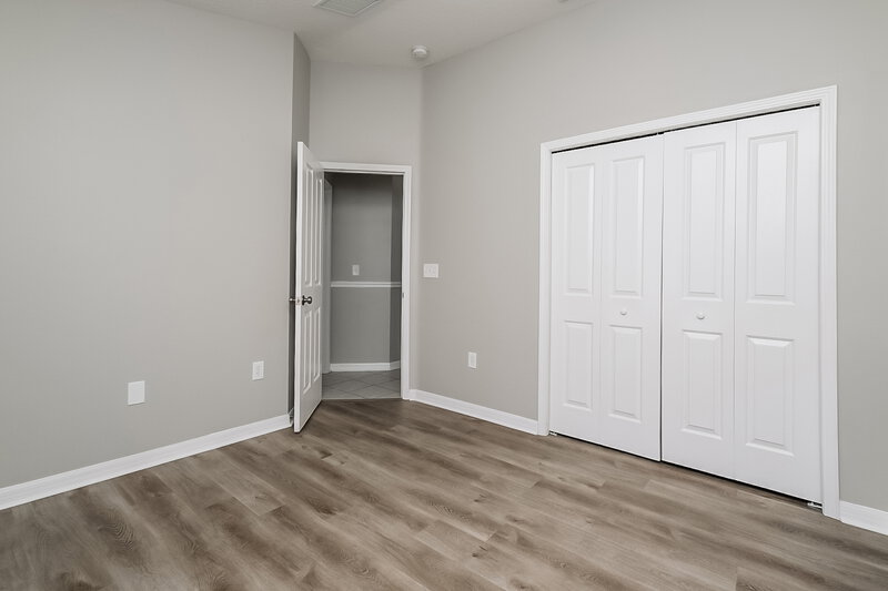 1,895/Mo, 14141 Lemon Yellow Tree Ln Brooksville, FL 34613 Bedroom View 3
