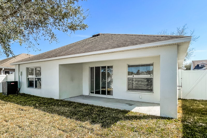 1,895/Mo, 14141 Lemon Yellow Tree Ln Brooksville, FL 34613 Rear View