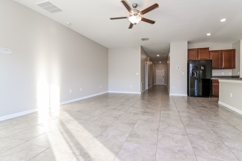 2,365/Mo, 12623 Lemon Pepper Dr Riverview, FL 33578 Living Room View 2