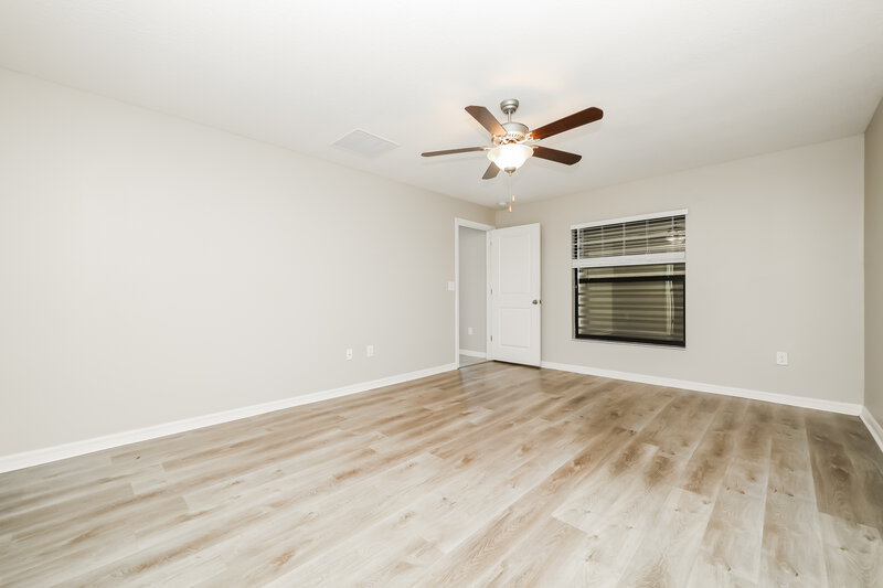 2,255/Mo, 12623 Lemon Pepper Dr Riverview, FL 33578 Main Bedroom View 2