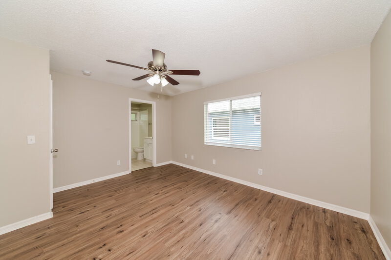 2,005/Mo, 13219 Prestwick Creek Dr Riverview, FL 33579 Main Bedroom View