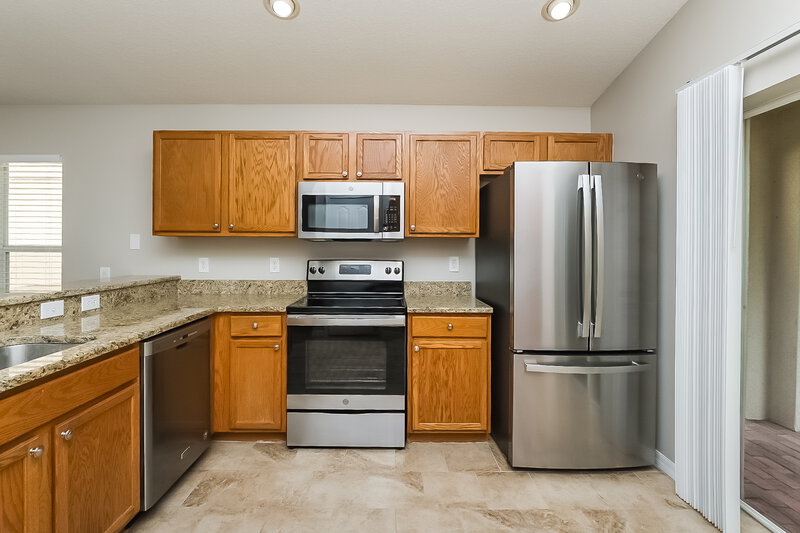 1,900/Mo, 25934 Terrawood Loop Land O Lakes, FL 34639 Kitchen View 2