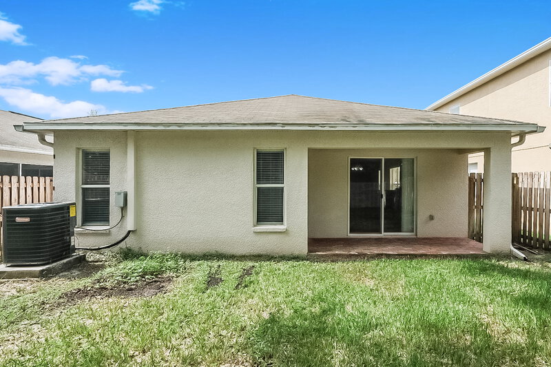 1,900/Mo, 25934 Terrawood Loop Land O Lakes, FL 34639 Rear View