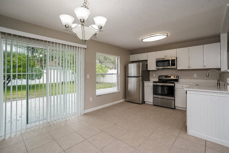 3,590/Mo, 1070 Bridlewood Way Brandon, FL 33511 Dining Room View