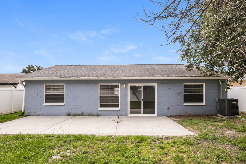 2,205/Mo, 1070 Bridlewood Way Brandon, FL 33511 Rear View