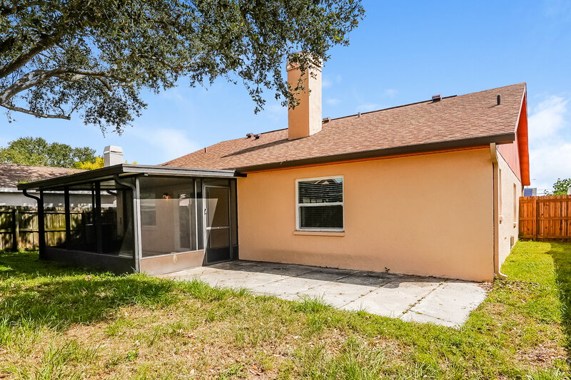 3,480/Mo, 914 Axlewood Cir Brandon, FL 33511 Rear View