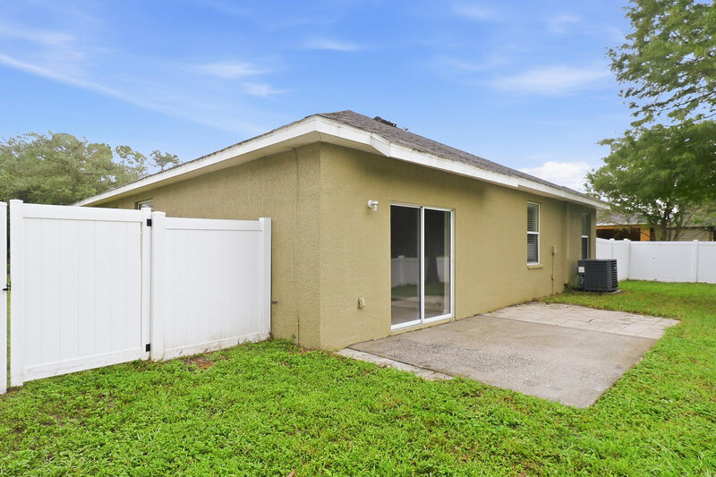 2,085/Mo, 12159 Colony Lakes Blvd New Port Richey, FL 34654 Rear View