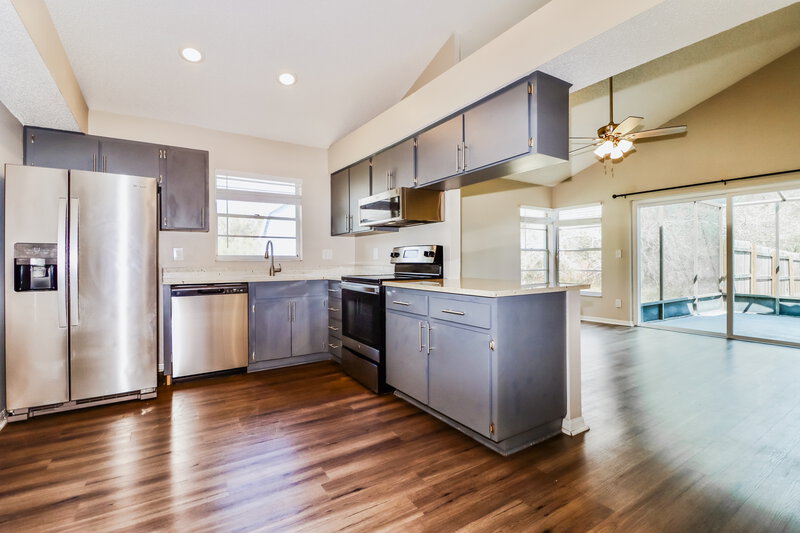 2,480/Mo, 12832 Dunhill Dr Tampa, FL 33624 Kitchen View