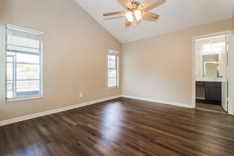 2,480/Mo, 12832 Dunhill Dr Tampa, FL 33624 Main Bedroom View