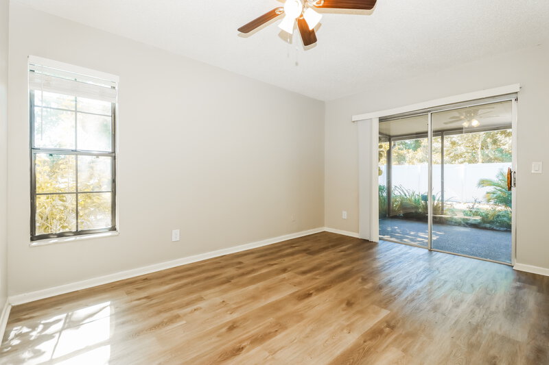 2,495/Mo, 113 Timber Cir Safety Harbor, FL 34695 Main Bedroom View