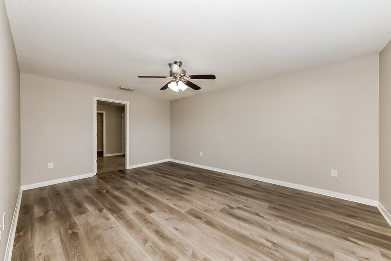 2,085/Mo, 1758 Broad Winged Hawk Dr Ruskin, FL 33570 Main Bedroom View