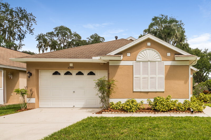 2,010/Mo, 6720 Summer Haven Dr Riverview, FL 33578 External View