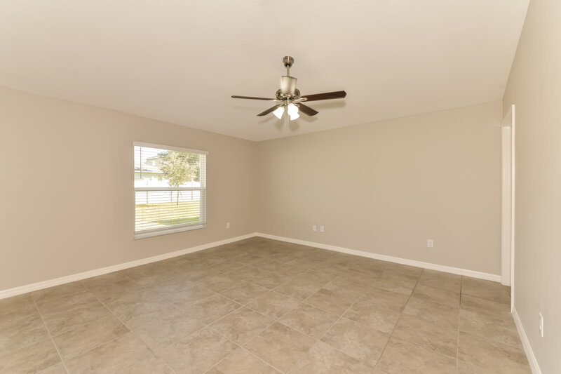 2,225/Mo, 7036 Wiseman Run Dr Ruskin, FL 33573 Living Room View