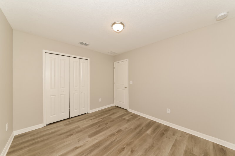2,225/Mo, 7036 Wiseman Run Dr Ruskin, FL 33573 Bedroom View 2