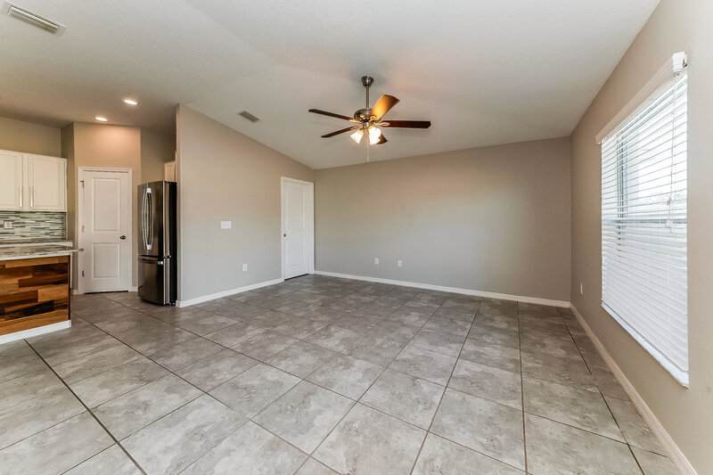 2,070/Mo, 1516 Climbing Dayflower Dr Ruskin, FL 33570 Living Room View 3