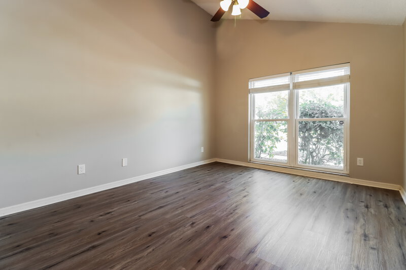 2,215/Mo, 1645 Palm Leaf Dr Brandon, FL 33510 Main Bedroom View