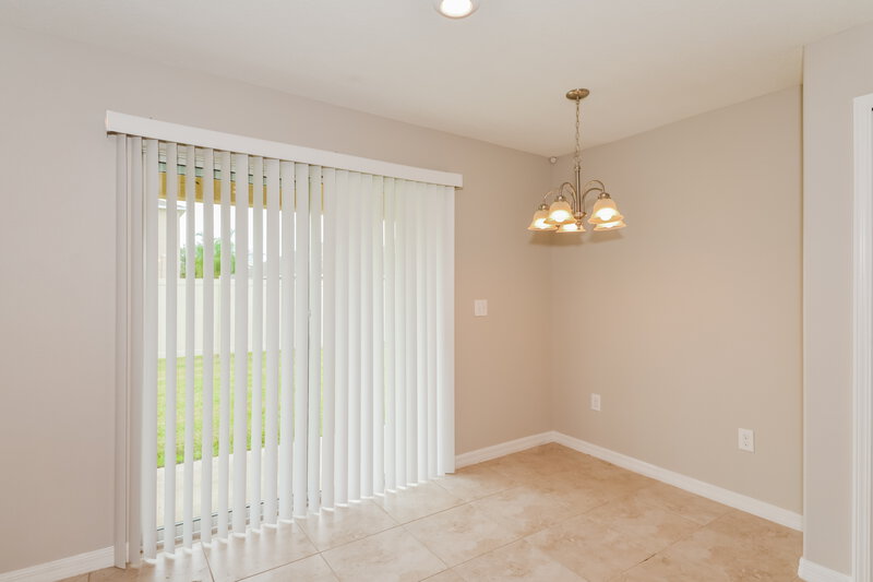 2,060/Mo, 16712 Scenic Hill Way Wimauma, FL 33598 Breakfast Nook View