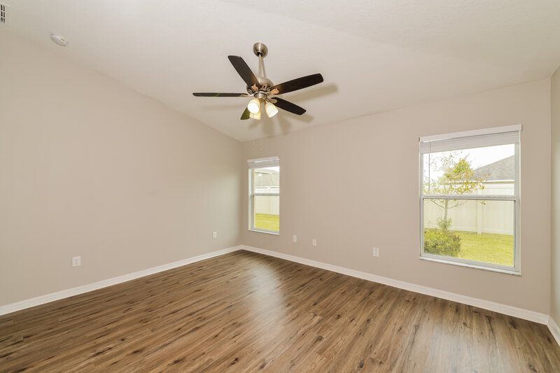2,060/Mo, 16712 Scenic Hill Way Wimauma, FL 33598 Main Bedroom View 2